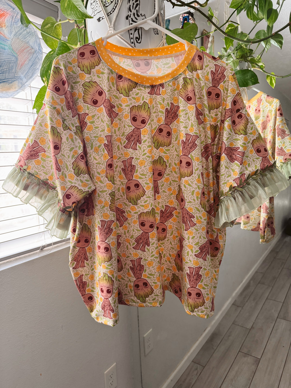 Adult Large Dolman tee with Ruffles
